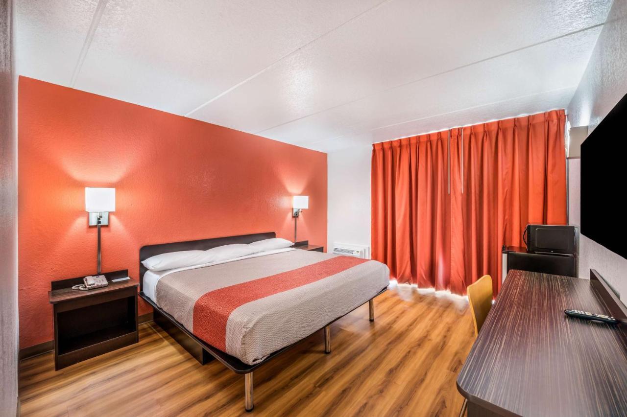Motel 6-Henderson, Tx ภายนอก รูปภาพ