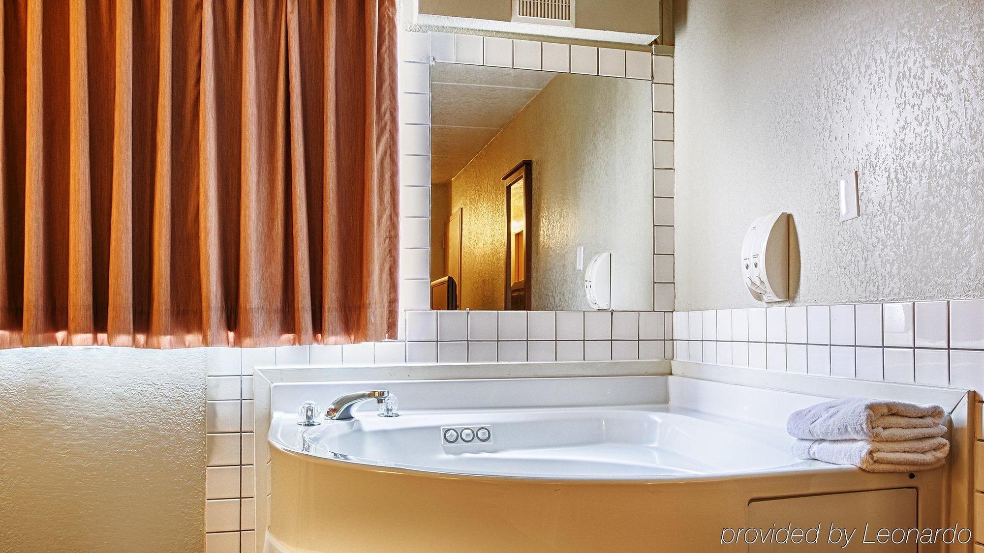 Motel 6-Henderson, Tx ภายนอก รูปภาพ